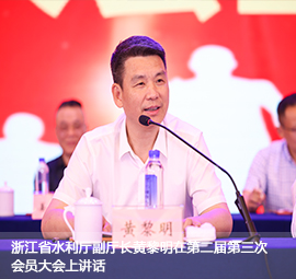 深潛：王石的創業